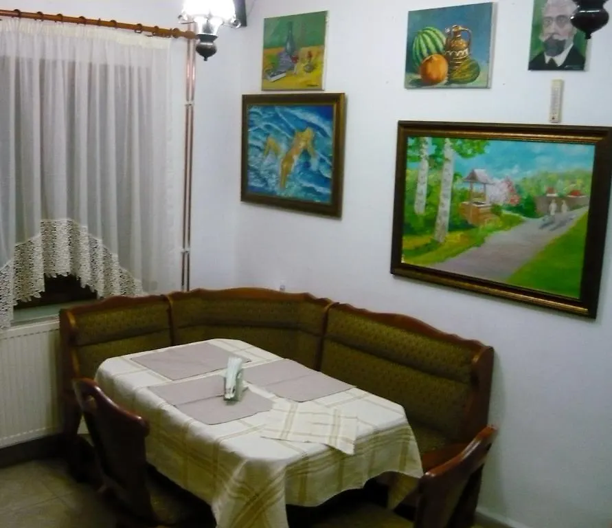 Paintings Mario Apartment Bucharest Romania